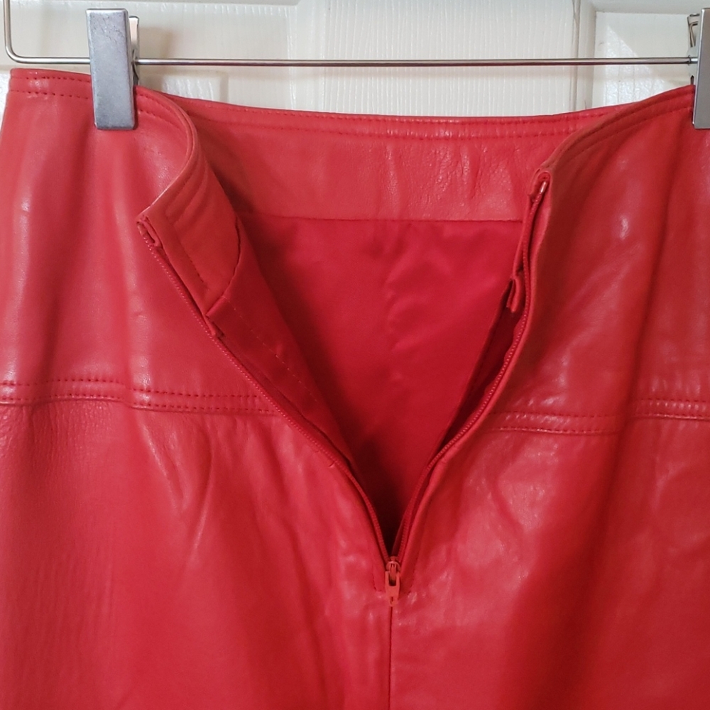 Vintage 80s Lanna Red Leather Pencil Skirt High Waisted Asymmetric Size 10 Small - Picture 11 of 14